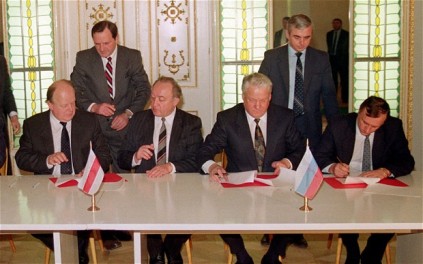 On December 8, 1991 Presidents Chukchievich of Bielorussia, Yeltsin of Russia, and Kravchuk of Ukraine (not pictured) signed the Belavezha Accords which effectively put an end to the existence of the Soviet Union and replaced it with the Commonwealth of Independent States. If it hadn't been for Ukraine and President Kravchuk, none of this would have been possible.